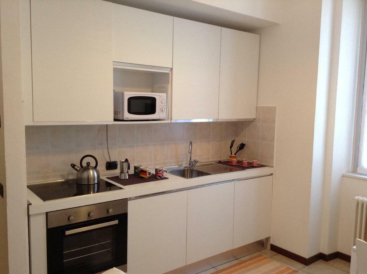 Larius Apartment Parking Carate Urio Exterior foto